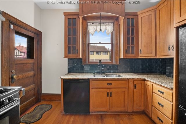 1573 Quarrier Street, Charleston, WV 25301