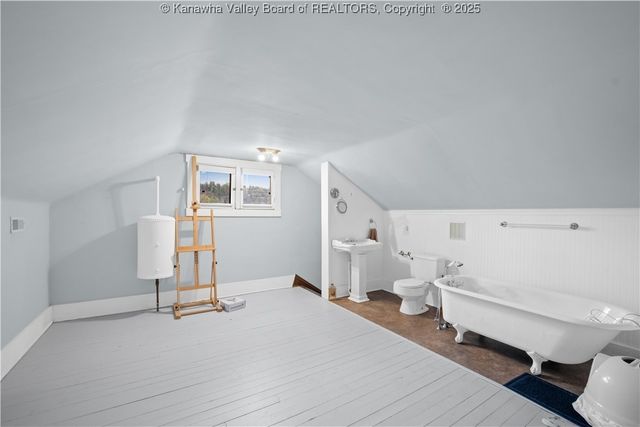 1573 Quarrier Street, Charleston, WV 25301