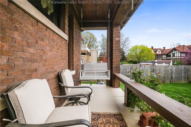 1573 Quarrier Street, Charleston, WV 25301