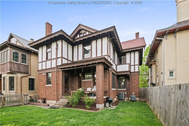 1573 Quarrier Street, Charleston, WV 25301