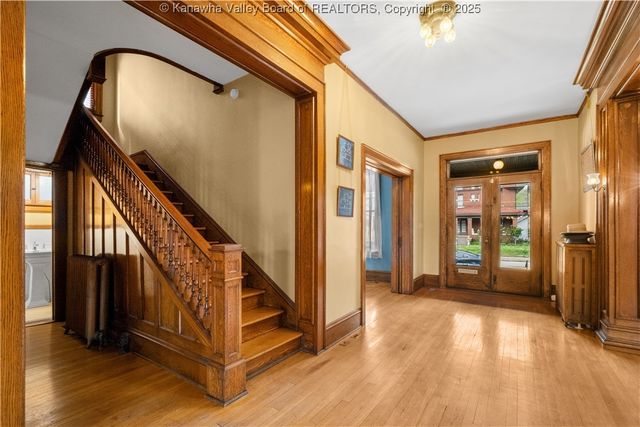 1573 Quarrier Street, Charleston, WV 25301