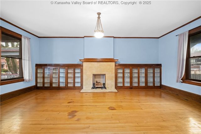 1573 Quarrier Street, Charleston, WV 25301