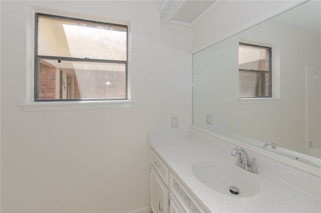 109 Wehring, Aransas Pass, TX 78336