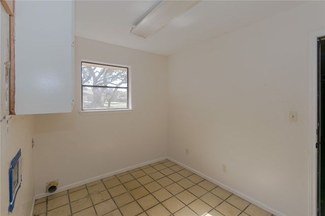 109 Wehring, Aransas Pass, TX 78336