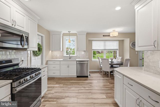 106 STONEBRIDGE LN, Downingtown, PA 19335