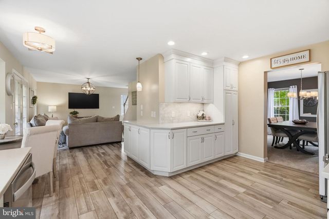 106 STONEBRIDGE LN, Downingtown, PA 19335