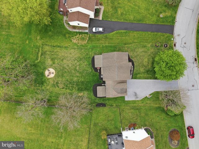 106 STONEBRIDGE LN, Downingtown, PA 19335