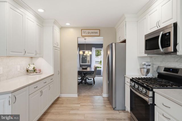 106 STONEBRIDGE LN, Downingtown, PA 19335
