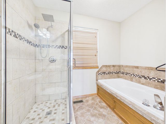9437 W Ryan St, Wichita, KS 67205