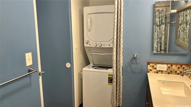 1114 Wilder Avenue 505, Honolulu, HI 96822