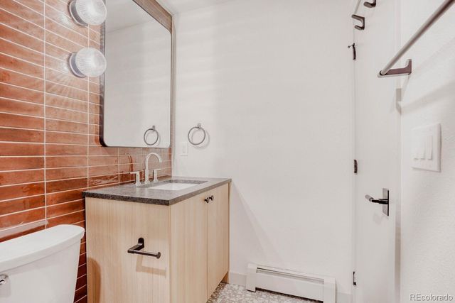 805 E 7th Avenue 8, Denver, CO 80218