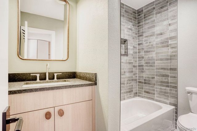 805 E 7th Avenue 8, Denver, CO 80218