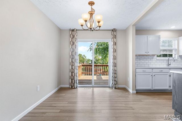 17 Arbor Springs, Troy, IL 62294