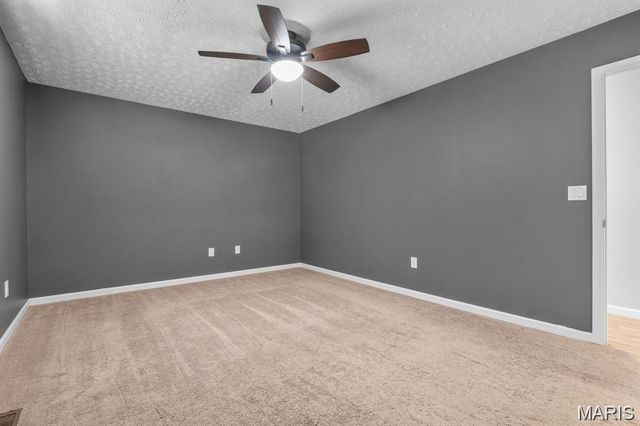 17 Arbor Springs, Troy, IL 62294