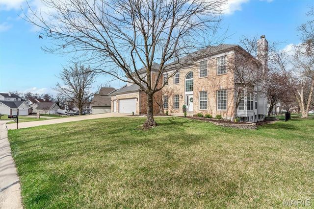 1600 Valley Hill Court, O'fallon, MO 63368
