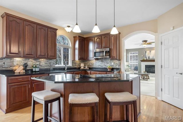 1600 Valley Hill Court, O'fallon, MO 63368