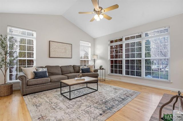 1600 Valley Hill Court, O'fallon, MO 63368