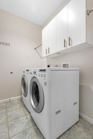 1600 Valley Hill Court, O'fallon, MO 63368