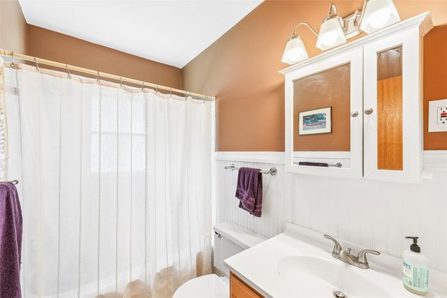 2501 49th Street, Des Moines, IA 50310