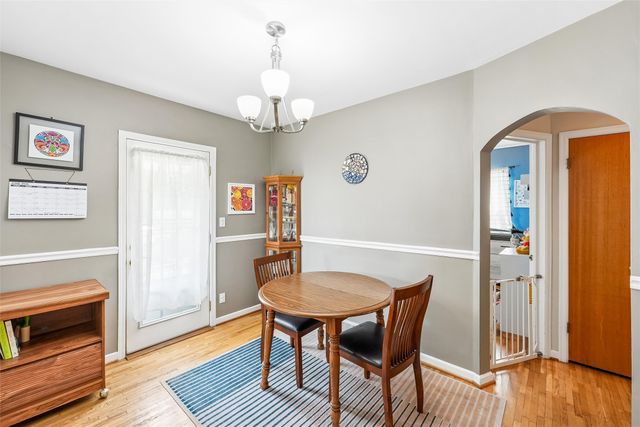 2501 49th Street, Des Moines, IA 50310