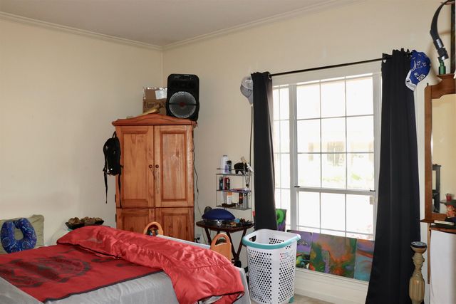 2483 EAGLERIDGE LN, Memphis, TN 38016