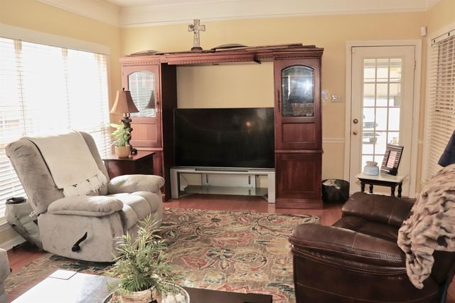 2483 EAGLERIDGE LN, Memphis, TN 38016