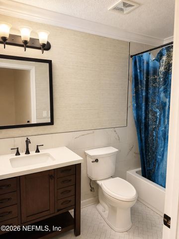 4343 MONUMENT Road, Jacksonville, FL 32225