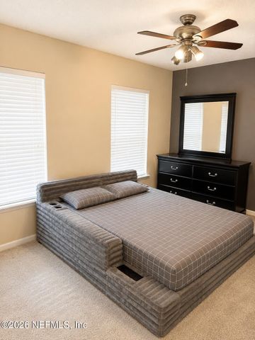 4343 MONUMENT Road, Jacksonville, FL 32225