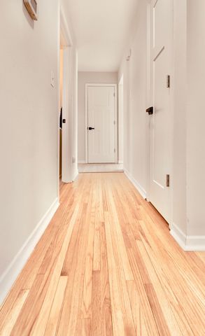 2125 Hazelwood Street, Maplewood, MN 55109