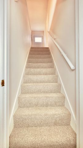 2125 Hazelwood Street, Maplewood, MN 55109