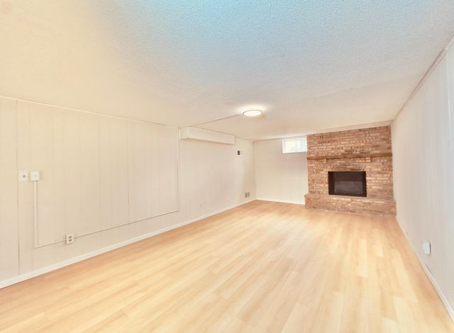 2125 Hazelwood Street, Maplewood, MN 55109