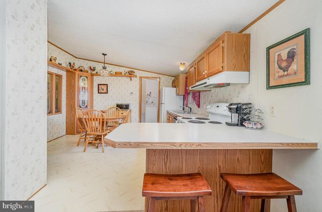 35 HATHAWAY DRIVE, Carlisle, PA 17015