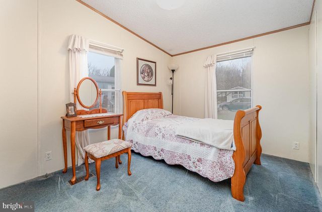 35 HATHAWAY DRIVE, Carlisle, PA 17015