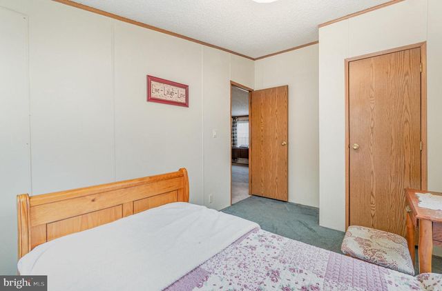 35 HATHAWAY DRIVE, Carlisle, PA 17015