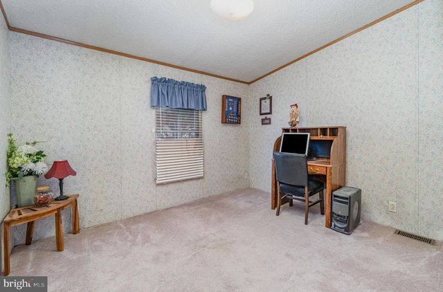 35 HATHAWAY DRIVE, Carlisle, PA 17015