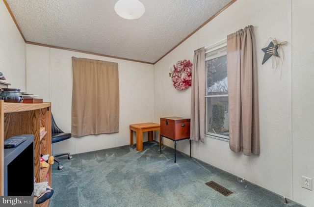 35 HATHAWAY DRIVE, Carlisle, PA 17015