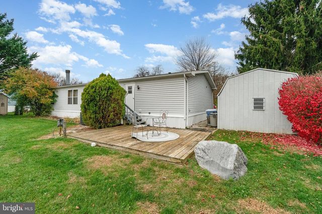 35 HATHAWAY DRIVE, Carlisle, PA 17015