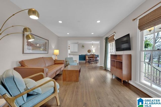 616 FERNDALE CIRCLE, Birmingham, AL 35235