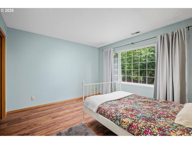 1471 BURNS St, West Linn, OR 97068