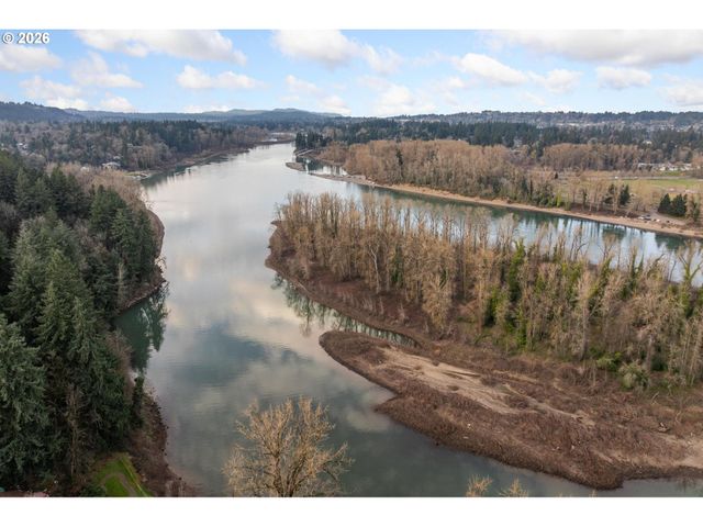 1471 BURNS St, West Linn, OR 97068