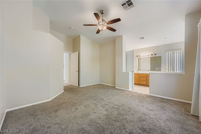 8136 Shady Glen Avenue, Las Vegas, NV 89131