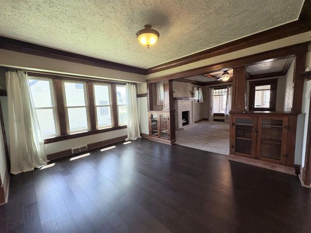 624 N Pine Street, Janesville, WI 53548