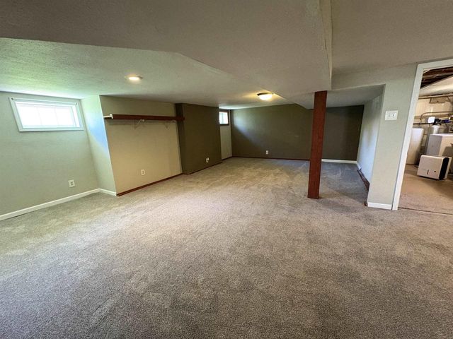 624 N Pine Street, Janesville, WI 53548
