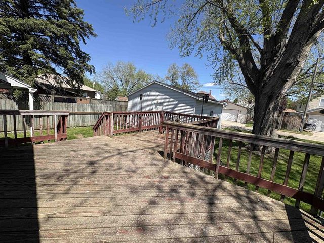 624 N Pine Street, Janesville, WI 53548