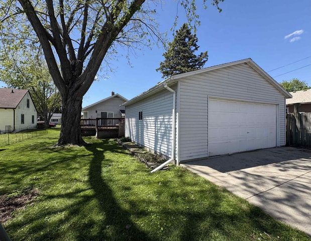 624 N Pine Street, Janesville, WI 53548