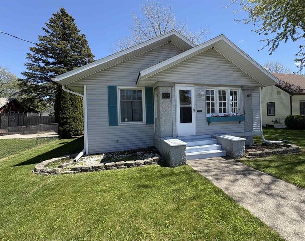 624 N Pine Street, Janesville, WI 53548