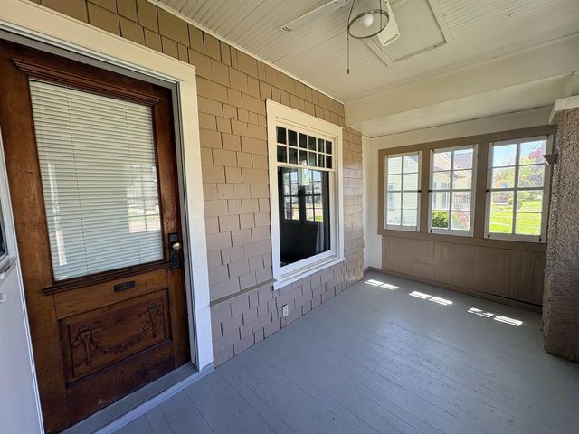 624 N Pine Street, Janesville, WI 53548