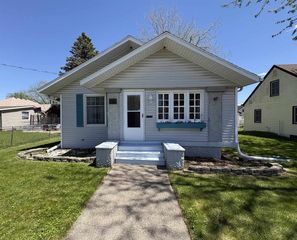 624 N Pine Street, Janesville, WI 53548