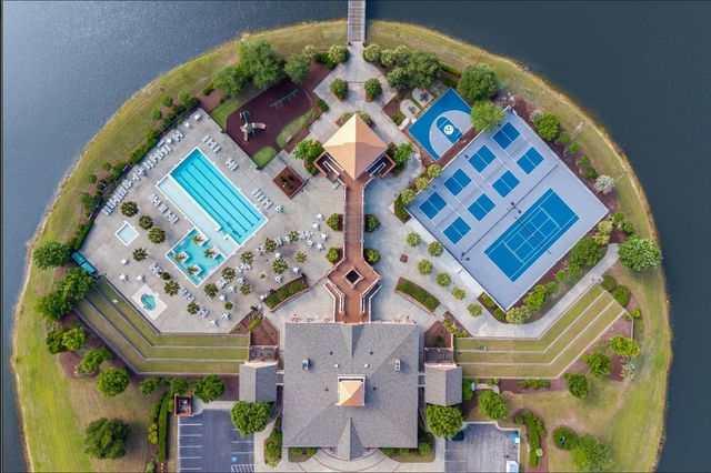 840 Crystal Water Way, Myrtle Beach, SC 29579