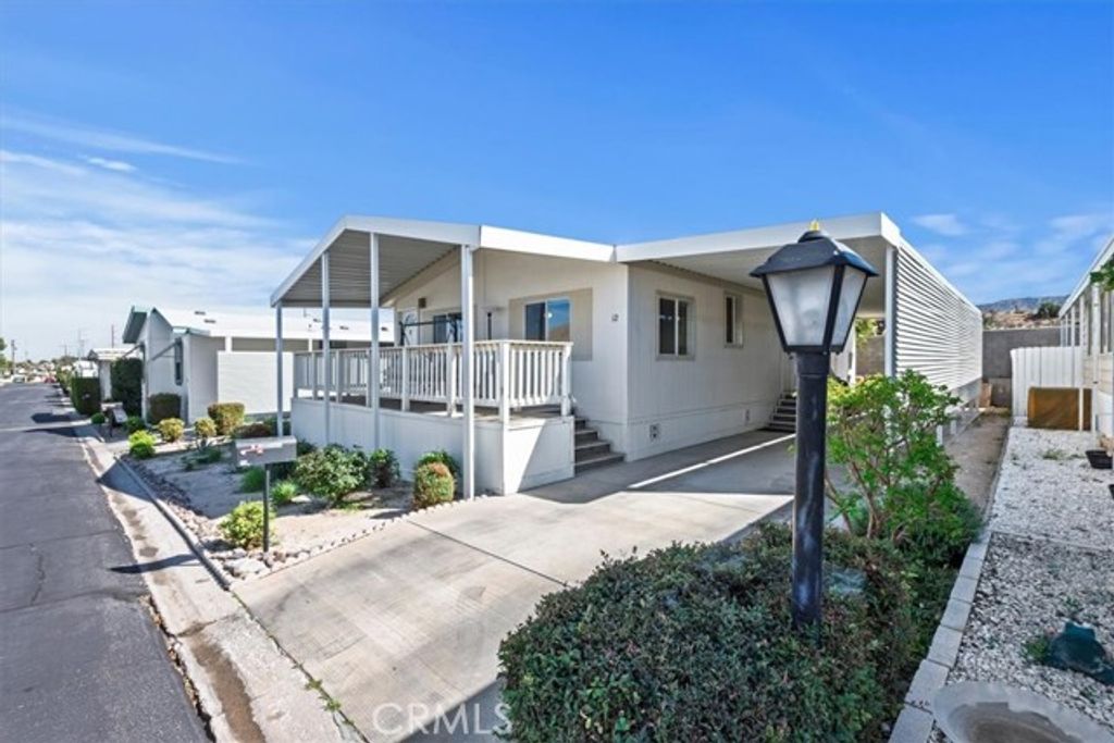 54999 Martinez Trail 12, Yucca Valley, CA 92284